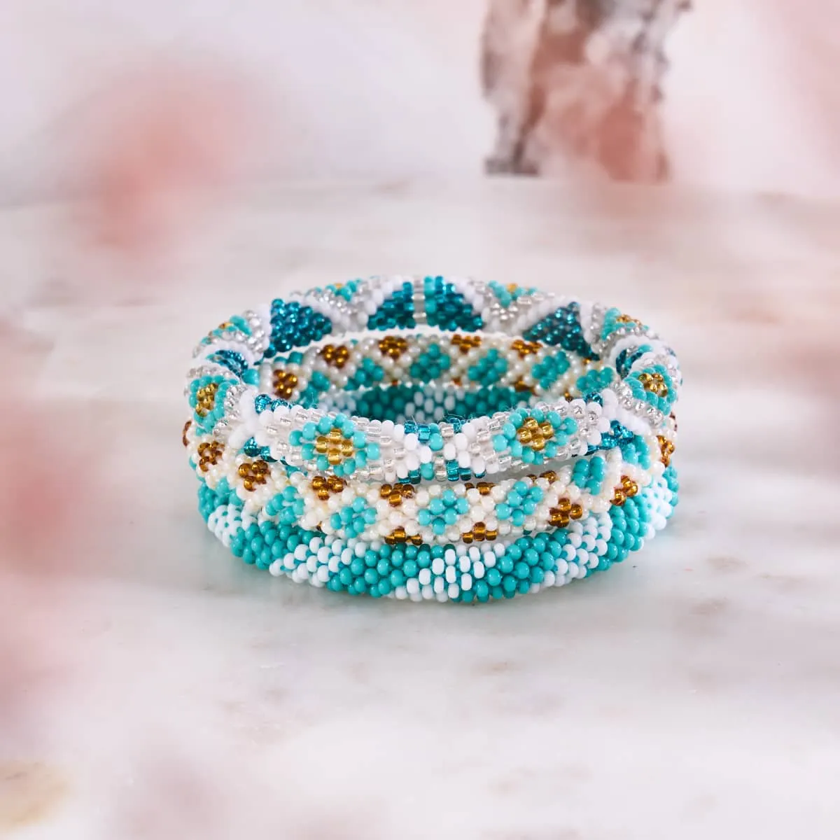 Teal Diamondback | Himalayan Glass Bead Bracelet