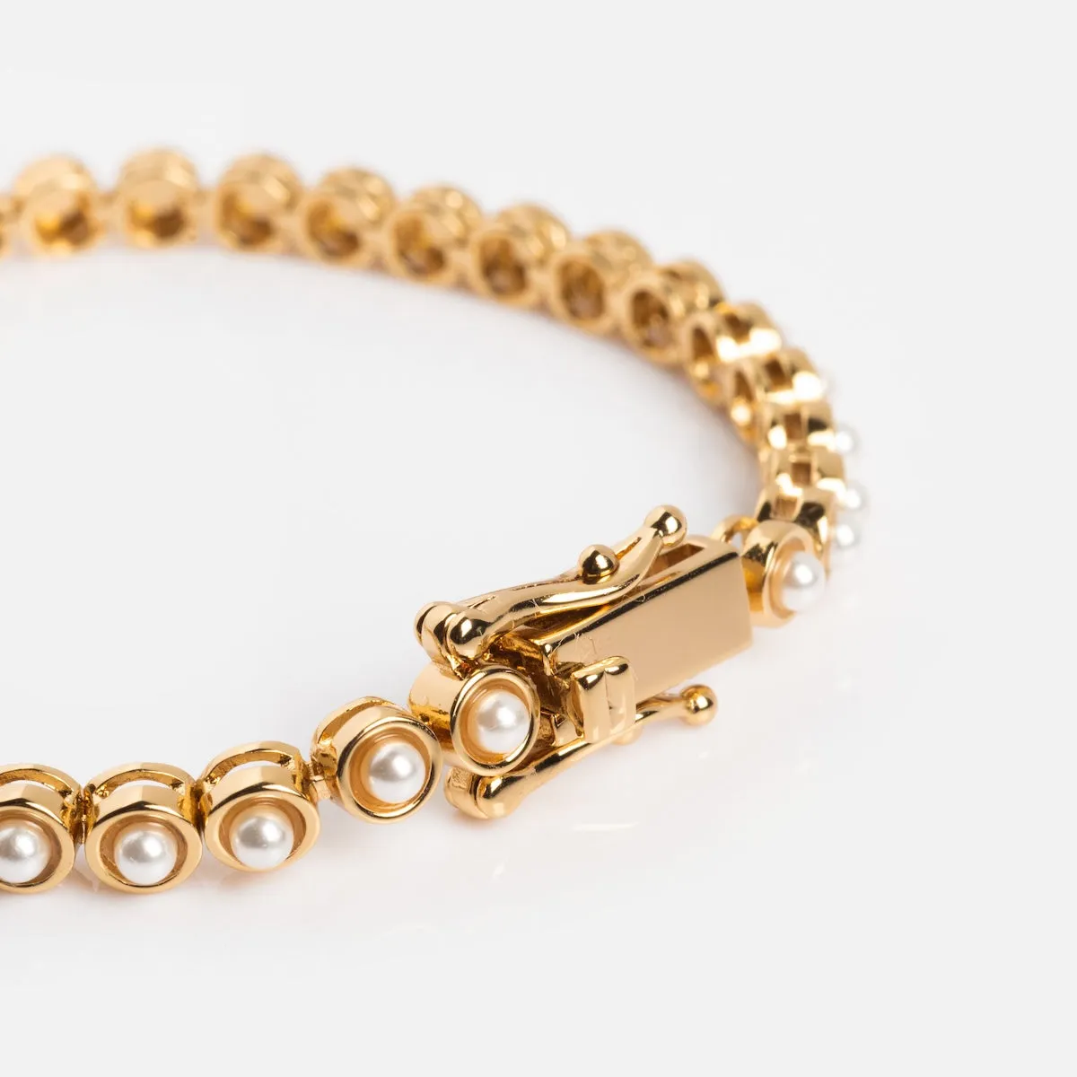 Tennis Bracelet in Pearl