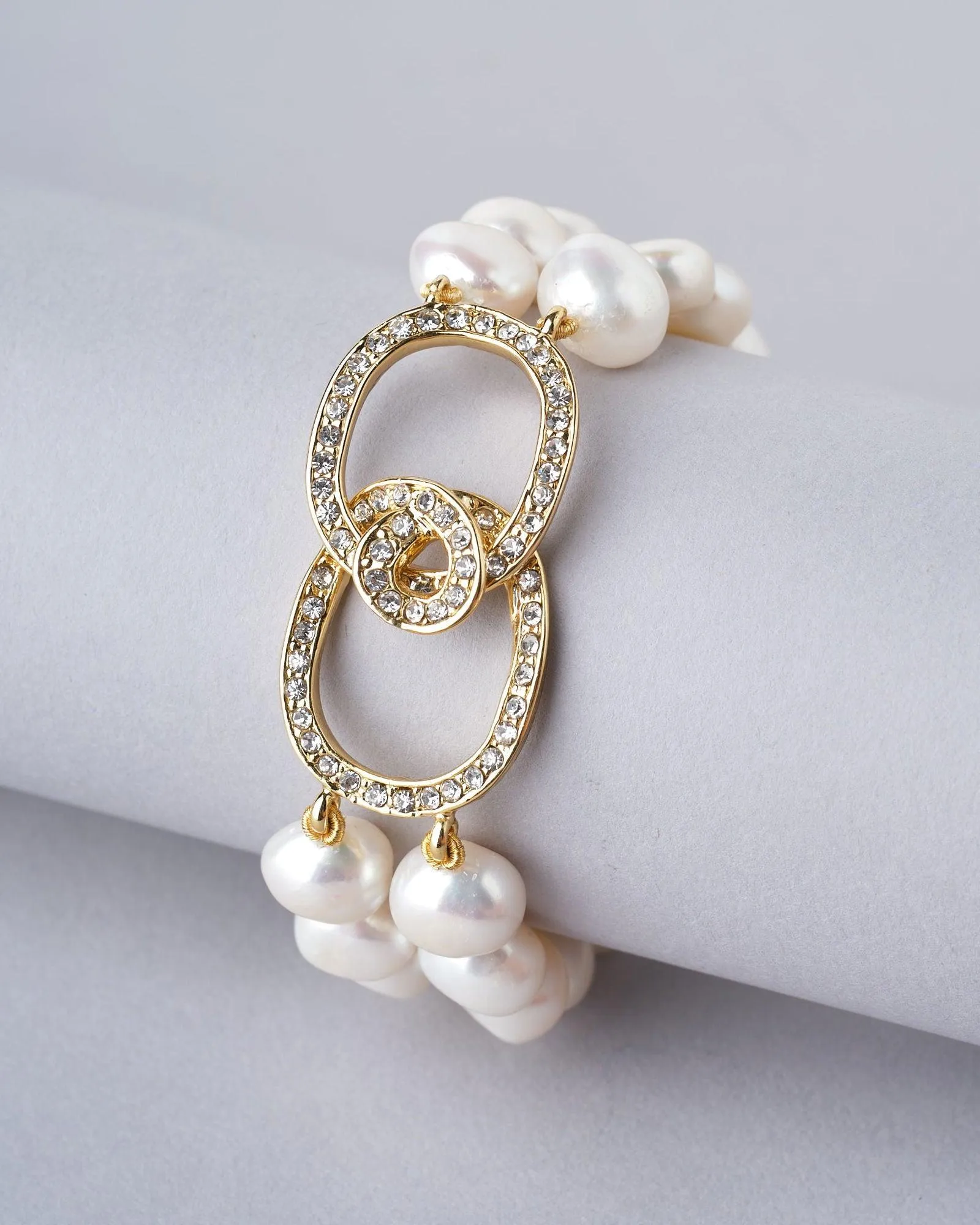 The Suki Station Pearl Bracelet