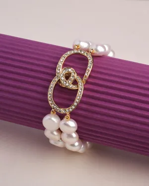 The Suki Station Pearl Bracelet