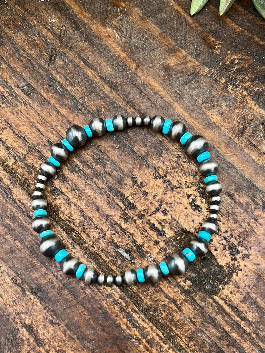 Tilly Navajo Pearl & Stone Stretch Bracelet