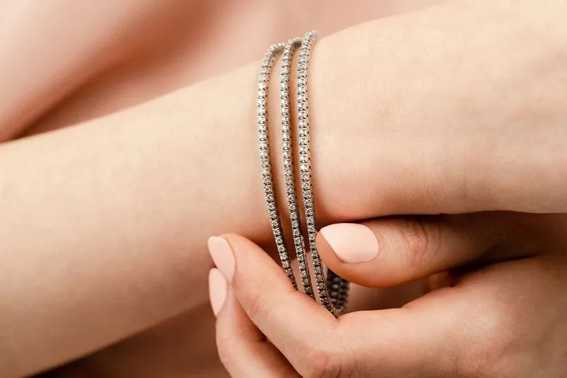 Triple Strand Flexible Diamond Tennis Diamond Bracelet with 9.90 ct.(finished) 2.5mm