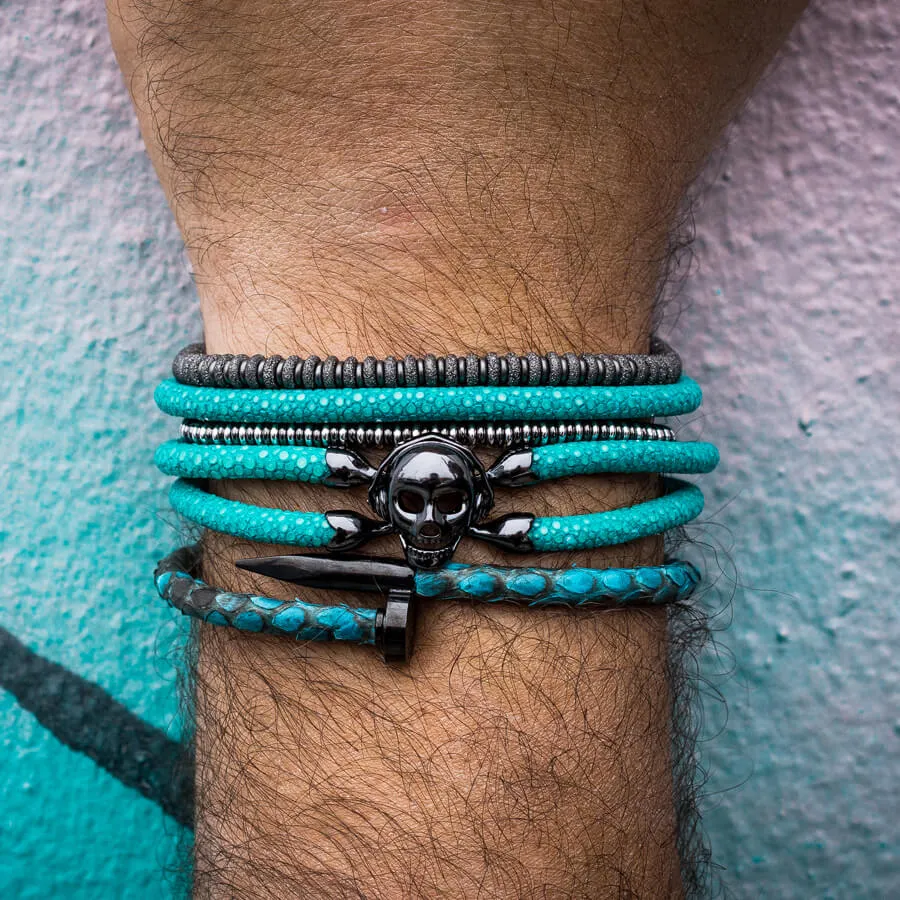 Turquoise stingray bracelet with black PVD skull (Unisex)