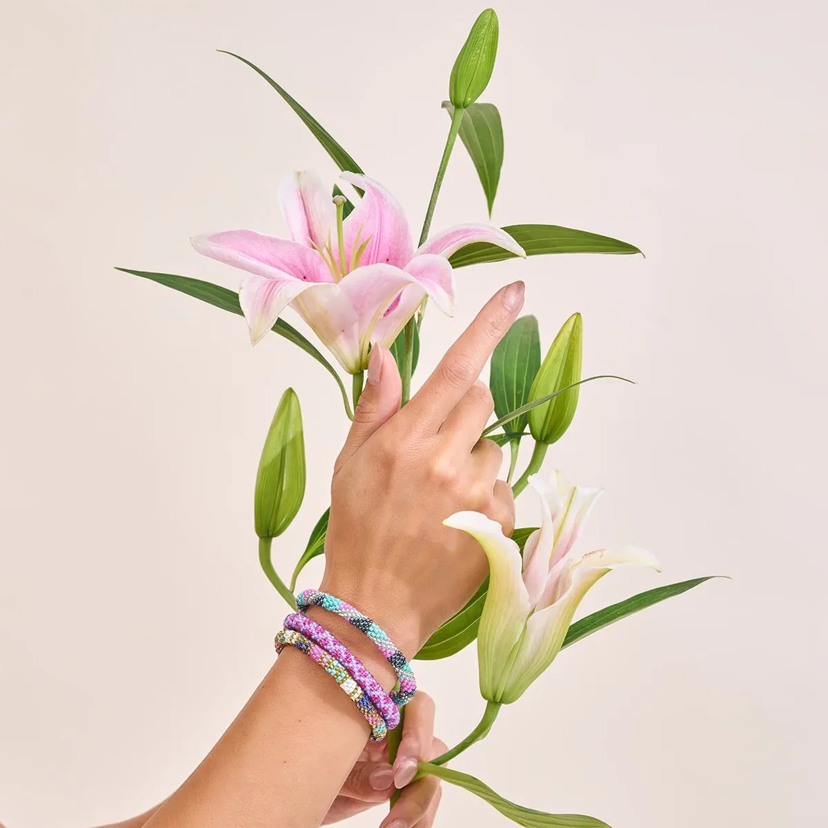 Vivid Vixen | Himalayan Glass Bead Bracelet