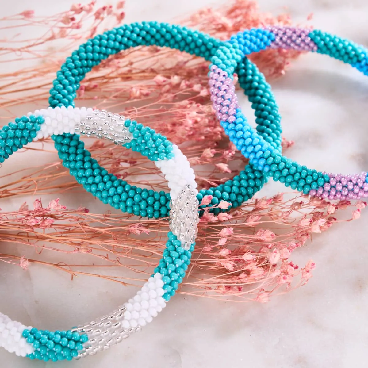 Waves At Dawn | Himalayan Glass Bead Bracelet