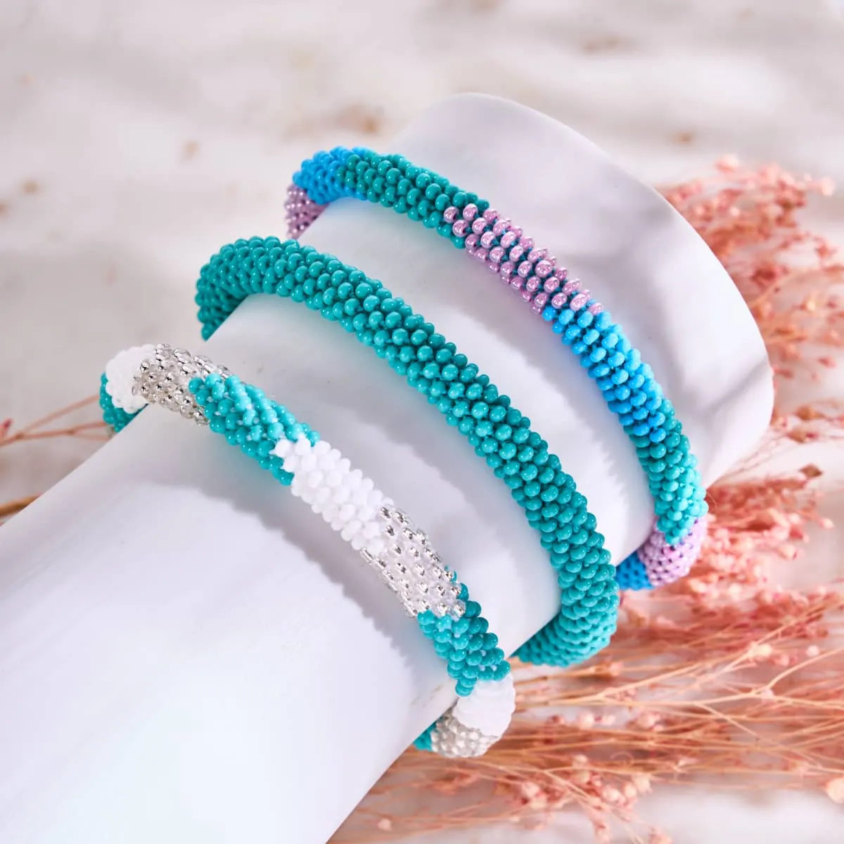 Waves At Dawn | Himalayan Glass Bead Bracelet