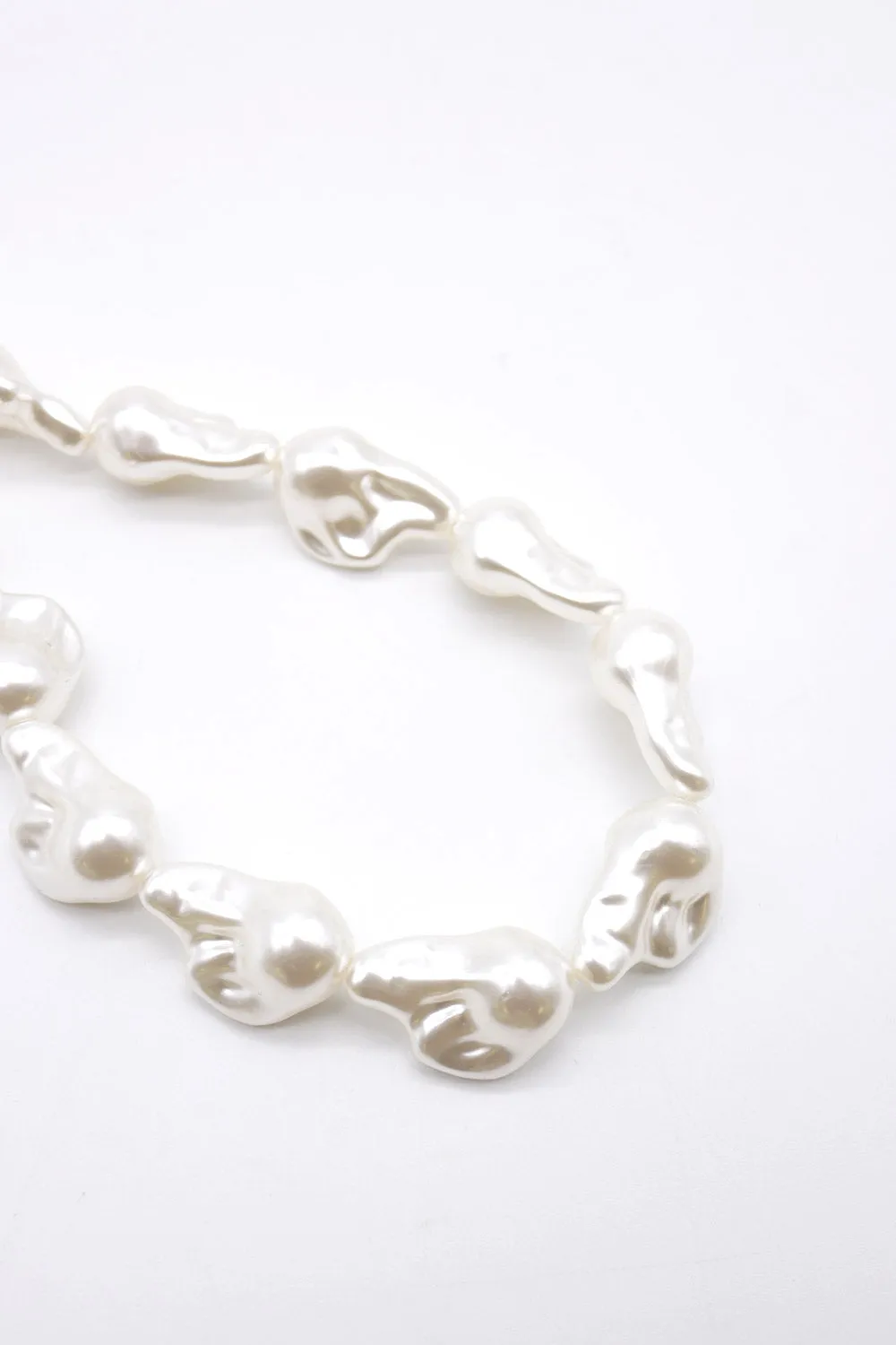Zelie Baroque Pearl Necklace